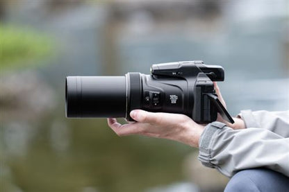 Nikon Coolpix P1100